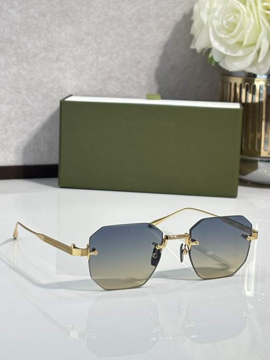 Picture of Akoni Sunglasses _SKUfw77363389fw